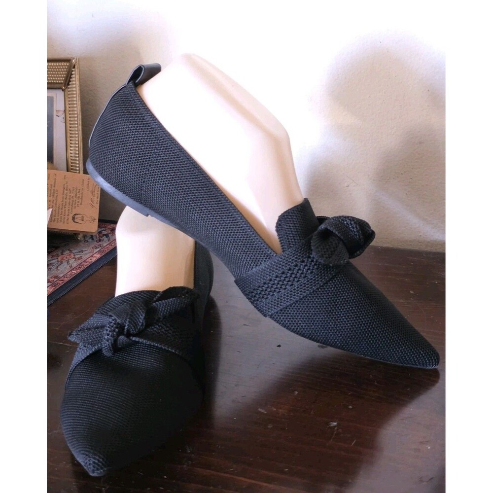 Tahari Venice Women's Black Knit Slip-On Flats Size 9 Pointed Toe